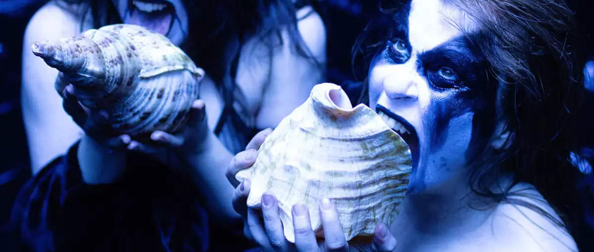 Performance - AMANDA APETREA & HALLA ÓLAFSDÓTTIR ( SE / IS)